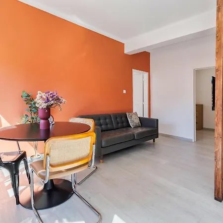 Omega Διαμέρισμα