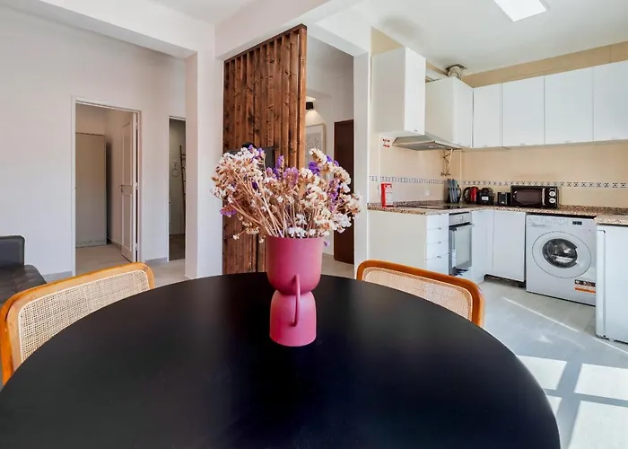 Omega Διαμέρισμα *